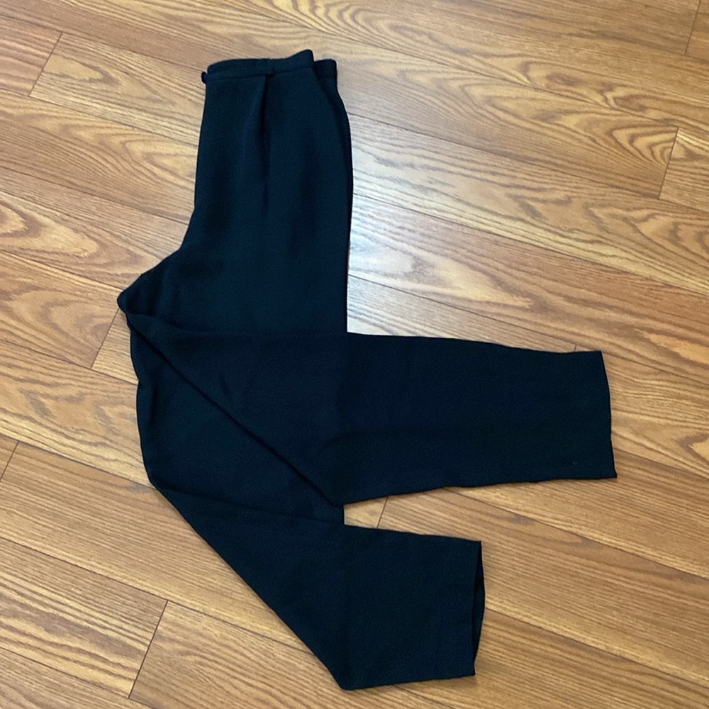 Giuseppe woman’s black straight leg dress pants viscose blend pleated sz 12